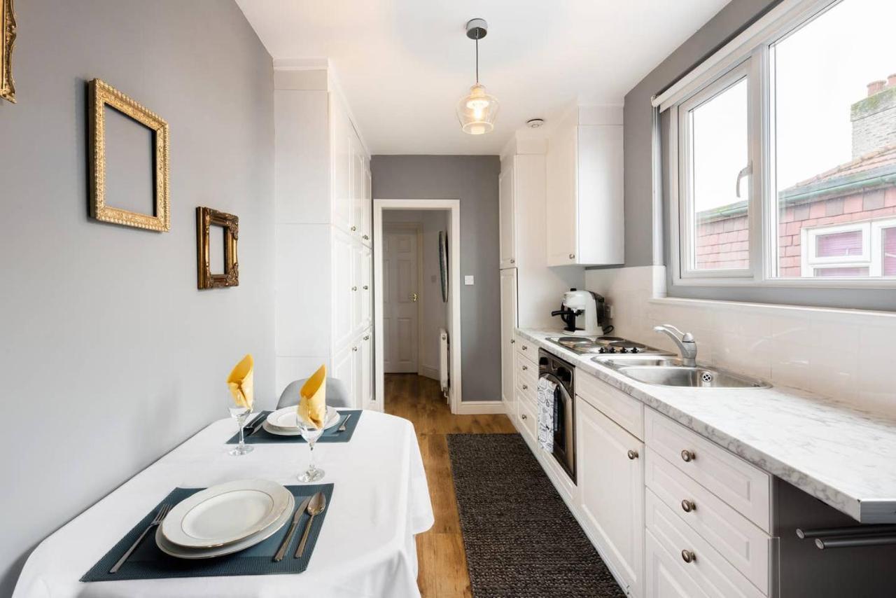 The Bluebird - One Bedroom Apartment In Watford ワトフォード エクステリア 写真